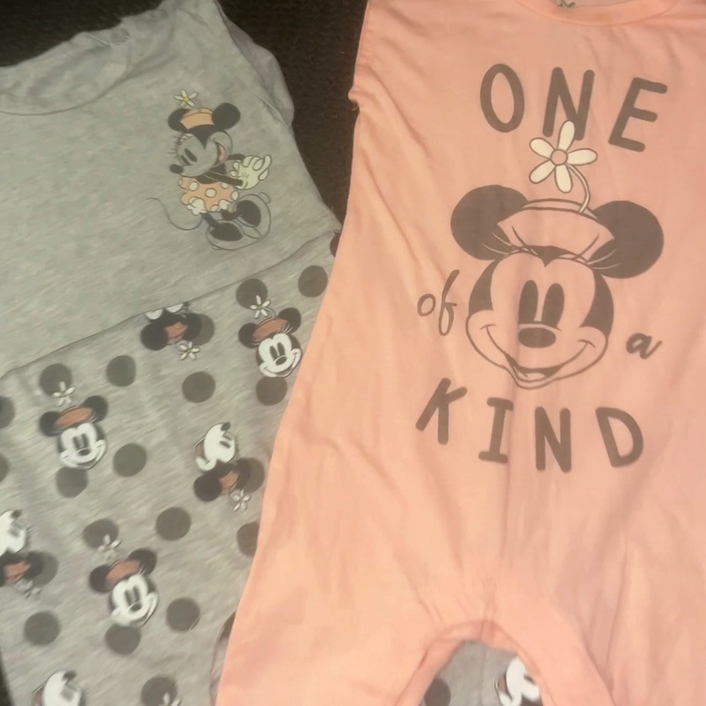 18 mo One Piece Pant Romper Comfy Relaxing Minnie Mouse Disney